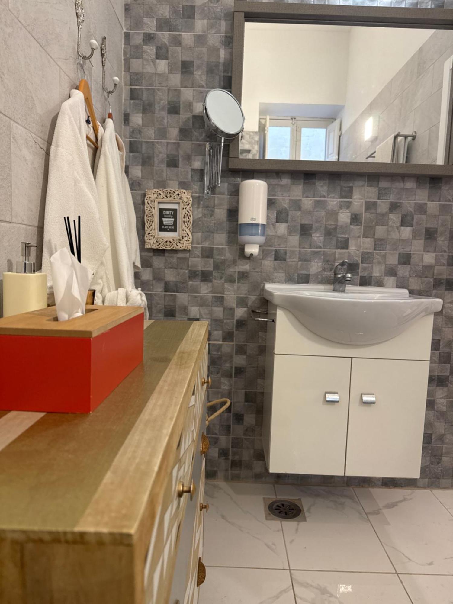 Ferienwohnung Bebirgu Palazzino Luxury 2 Jacuzzi To Share Exterior foto